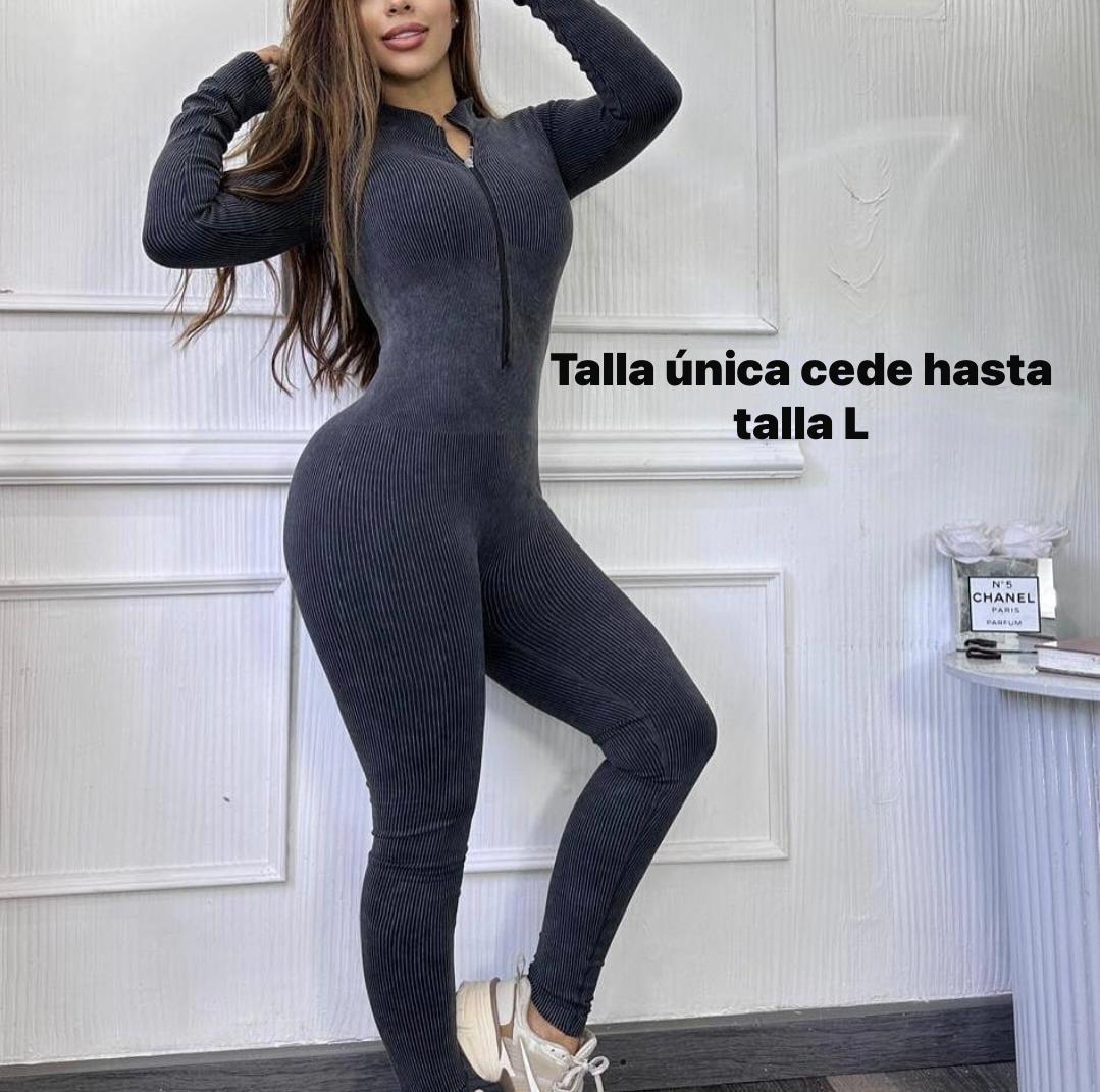 Enterizo deportivo manga larga